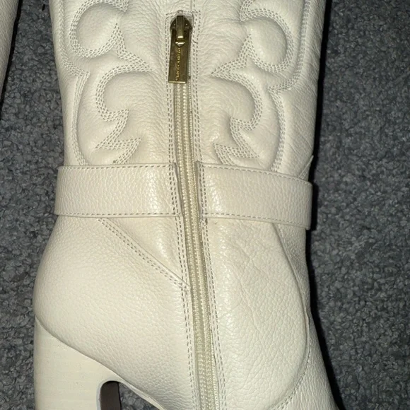 Cream Western  Cowgirl Boots - Picture 3 of 8